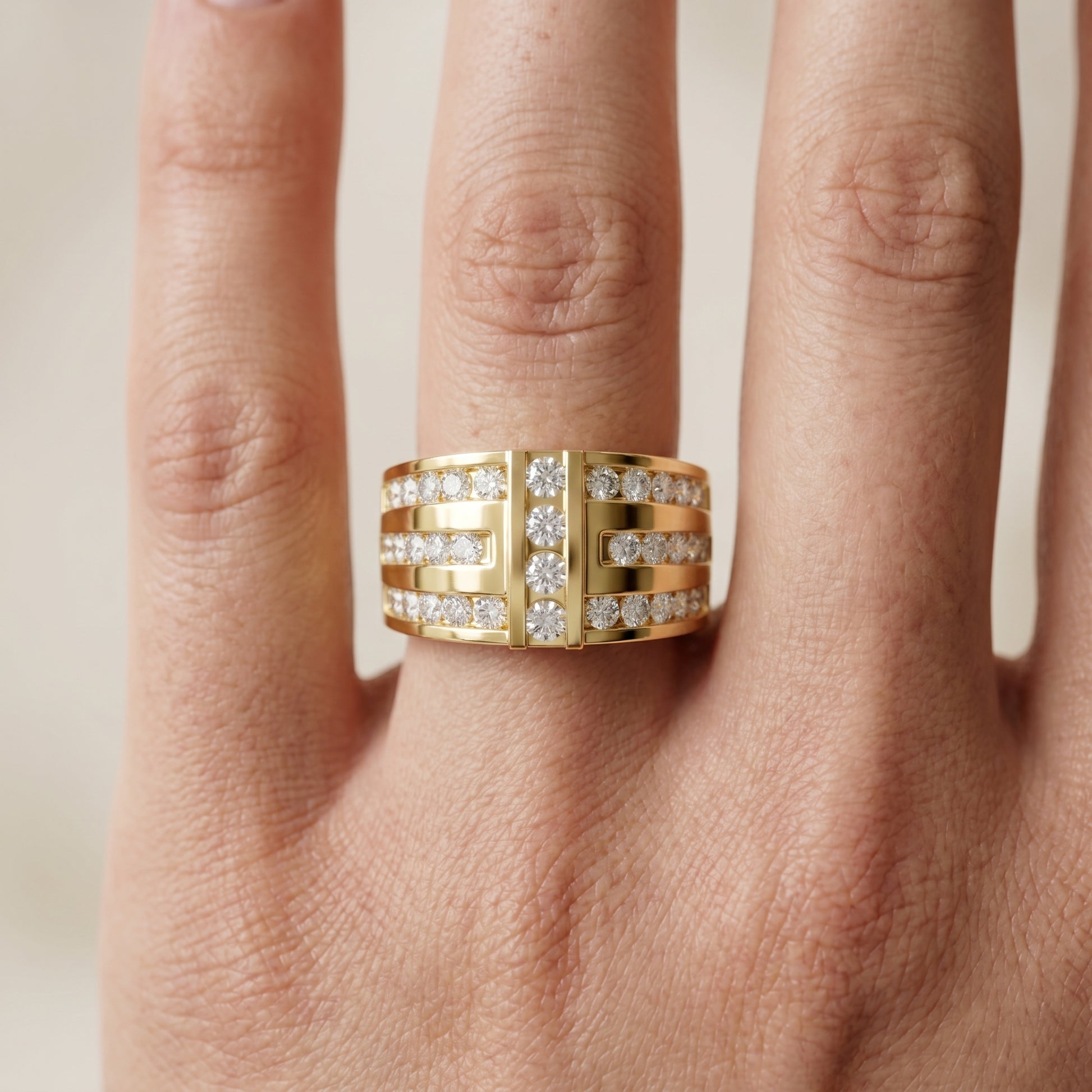Round Cut Lab Grown Diamond Ring in Yellow Gold
