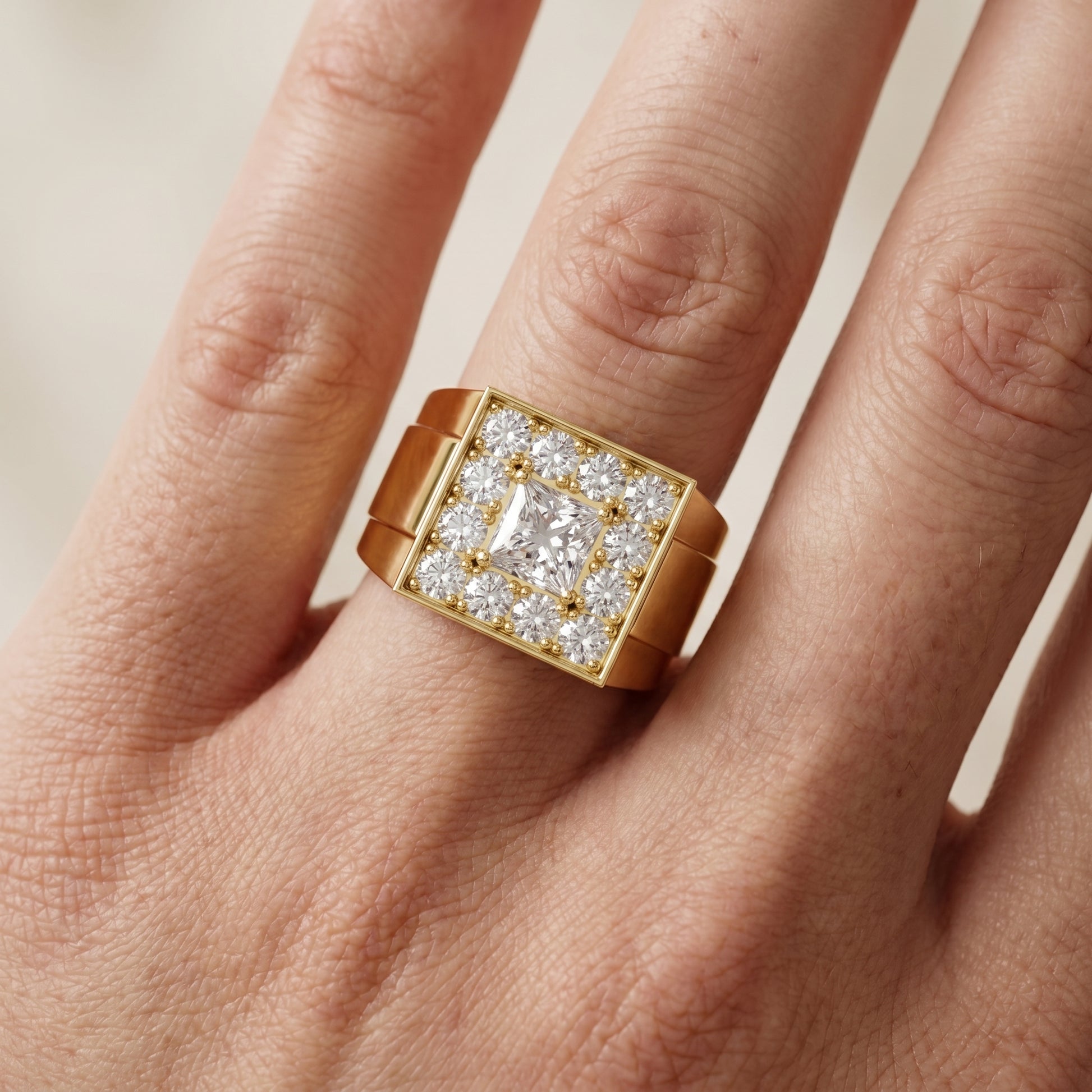 Princess Round Cut Lab Grown Diamond Ring in Yellow Gold