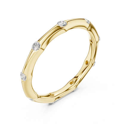 Round Cut Lab Grown Diamond Ring in Yellow Gold