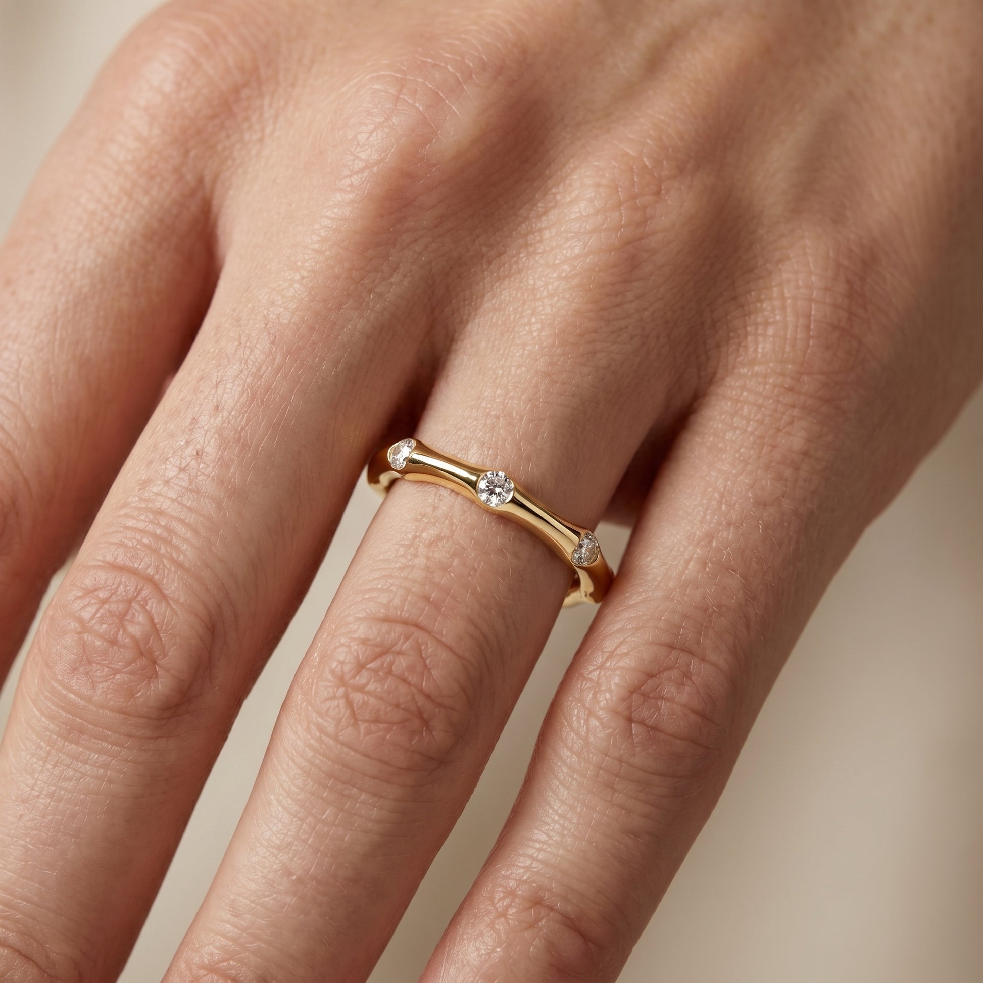 Round Cut Lab Grown Diamond Ring in Yellow Gold