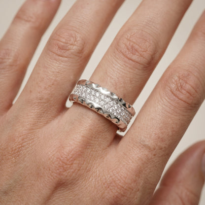 Round Cut Lab Grown Diamond Ring in Silver