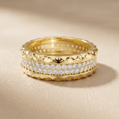 Round Cut Lab Grown Diamond Ring in Yellow Gold