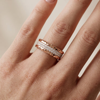 Round Cut Lab Grown Diamond Ring in Rose Gold