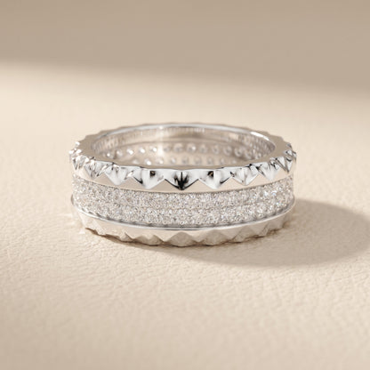 Round Cut Lab Grown Diamond Ring in White Gold