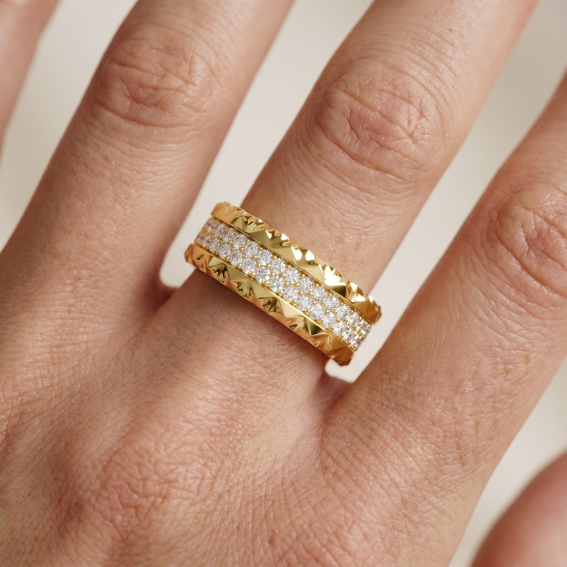 Round Cut Lab Grown Diamond Ring in Yellow Gold