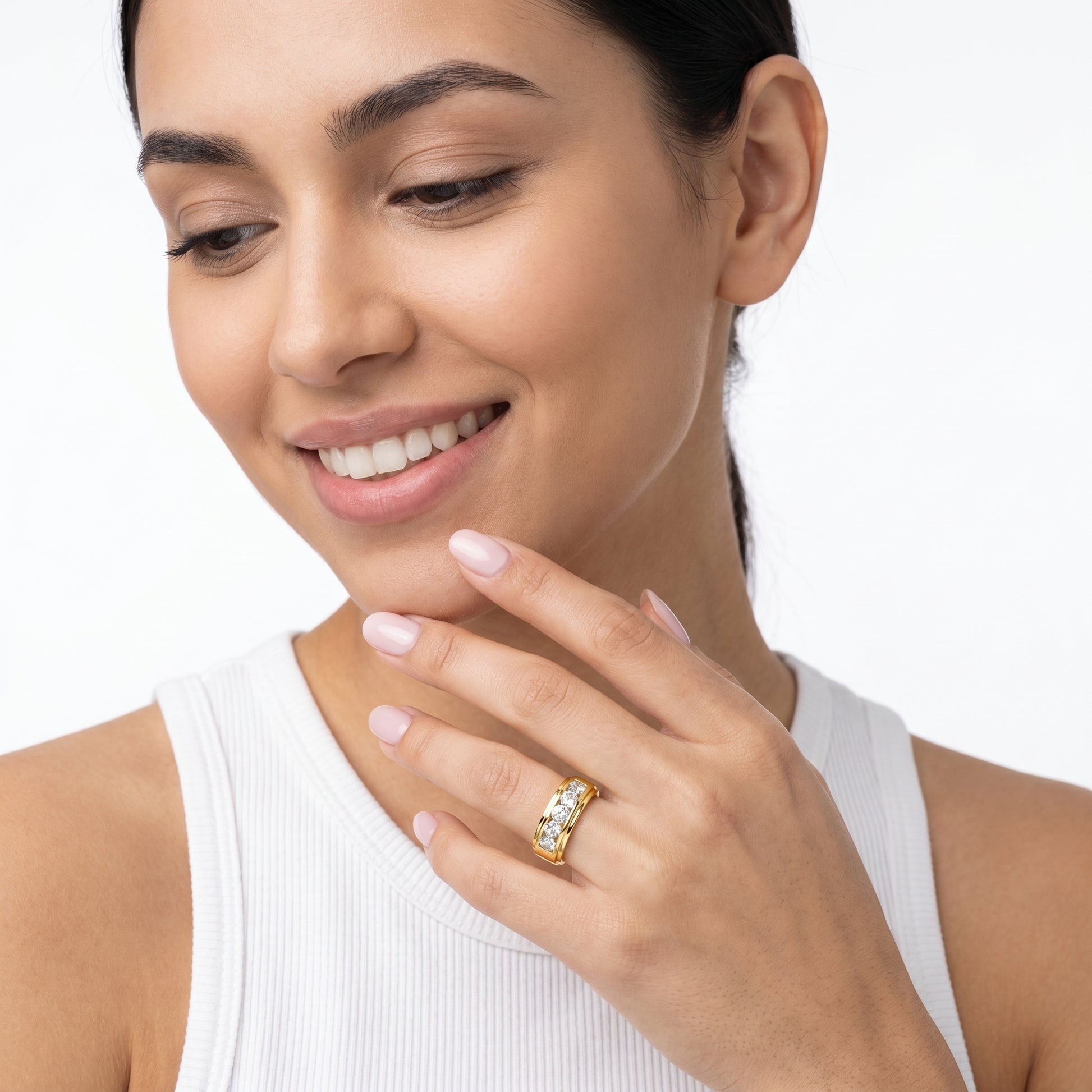 Round Cut Lab Grown Diamond Ring in Yellow Gold