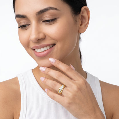 Round Cut Lab Grown Diamond Ring in Yellow Gold