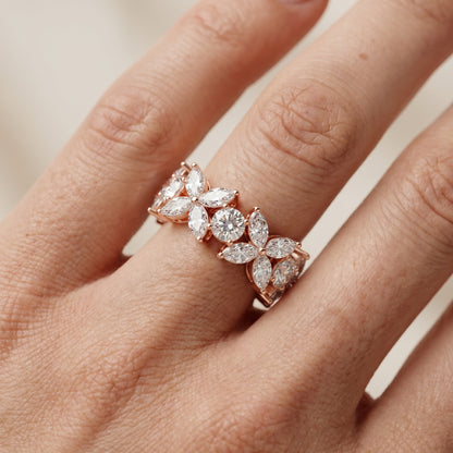 Marquise Round Cut Lab Grown Diamond Ring in Rose Gold