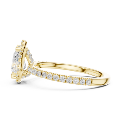Pear Round Cut Lab Grown Diamond Ring in Yellow Gold