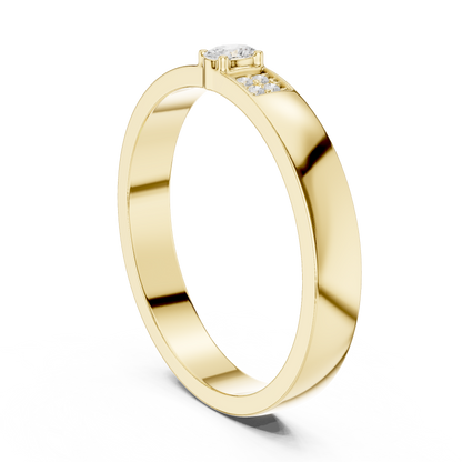 Oval Round Cut Lab Grown Diamond Ring in Yellow Gold