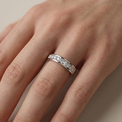 Round Cut Lab Grown Diamond Ring in White Gold