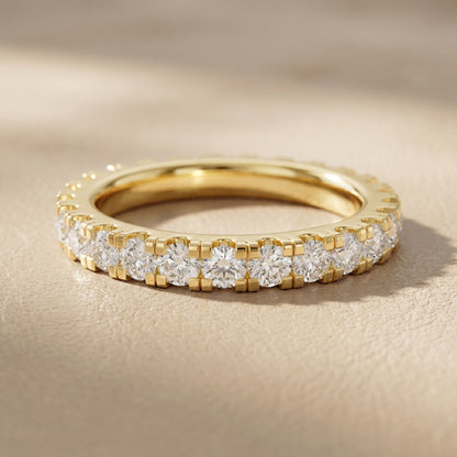 Round Cut Lab Grown Diamond Ring in Yellow Gold