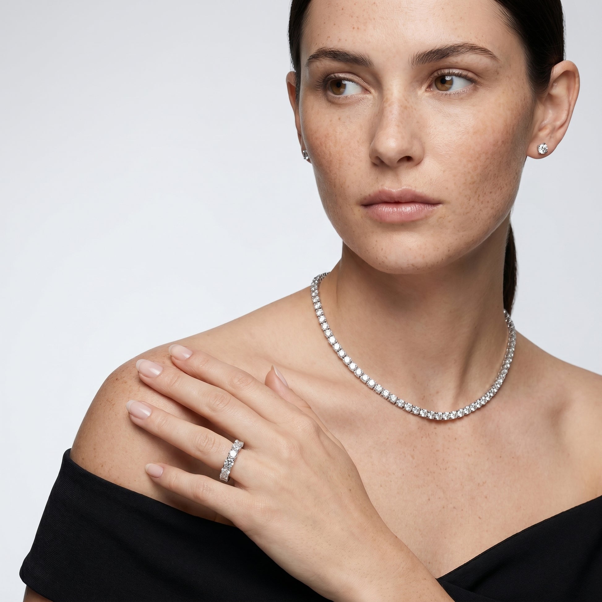 Round Cut Lab Grown Diamond Ring in Silver