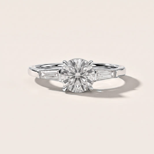 Winnie Three-Stone Round Diamond Engagement Ring in White Gold [studio-metal-20261024]