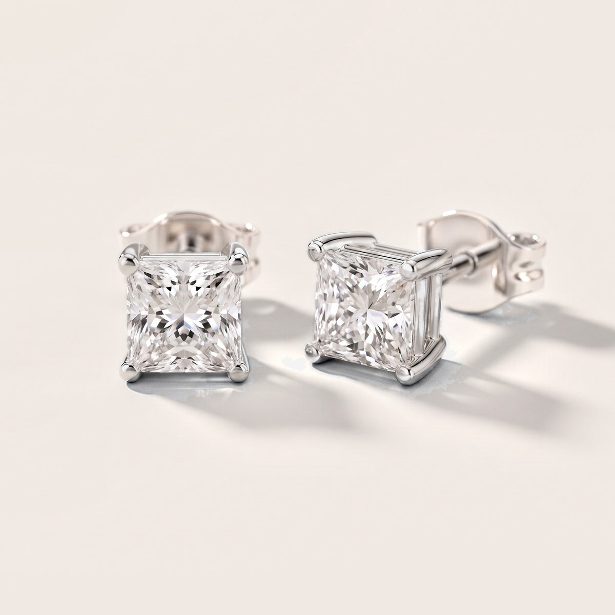 The Novo Princess Diamond Earrings in White Gold [studio-metal-20261024]