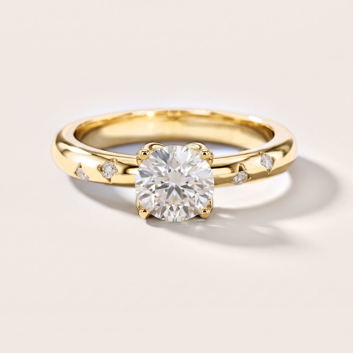 Petal Round Diamond Engagement Ring in Yellow Gold [studio-metal-20261024]
