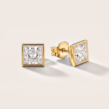 Luna Bezel Princess Diamond Earrings in Yellow Gold [studio-metal-20261024]