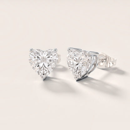 The Amora Heart Diamond Earrings in White Gold [studio-metal-20261024]
