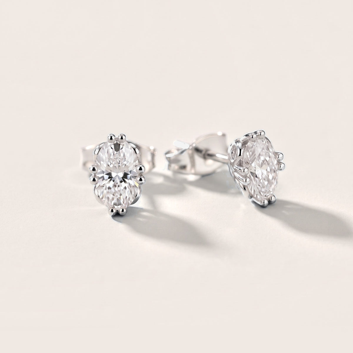 The Aurelia Oval Diamond Earrings in Silver [studio-metal-20261024]