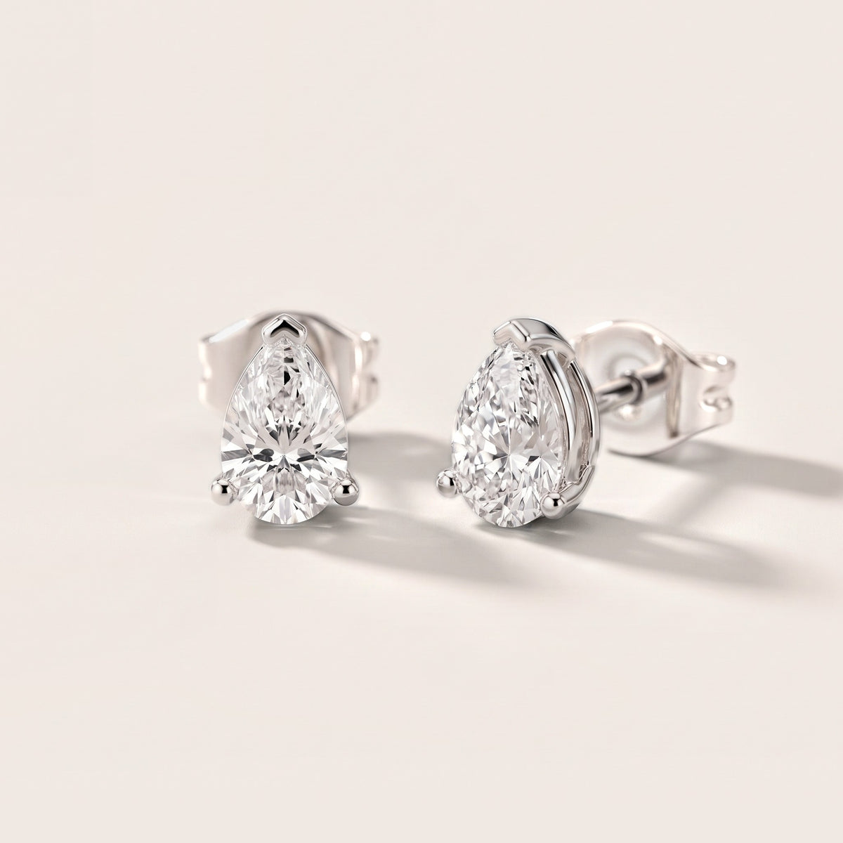 The Freya Pear Diamond Earrings in White Gold [studio-metal-20261024]