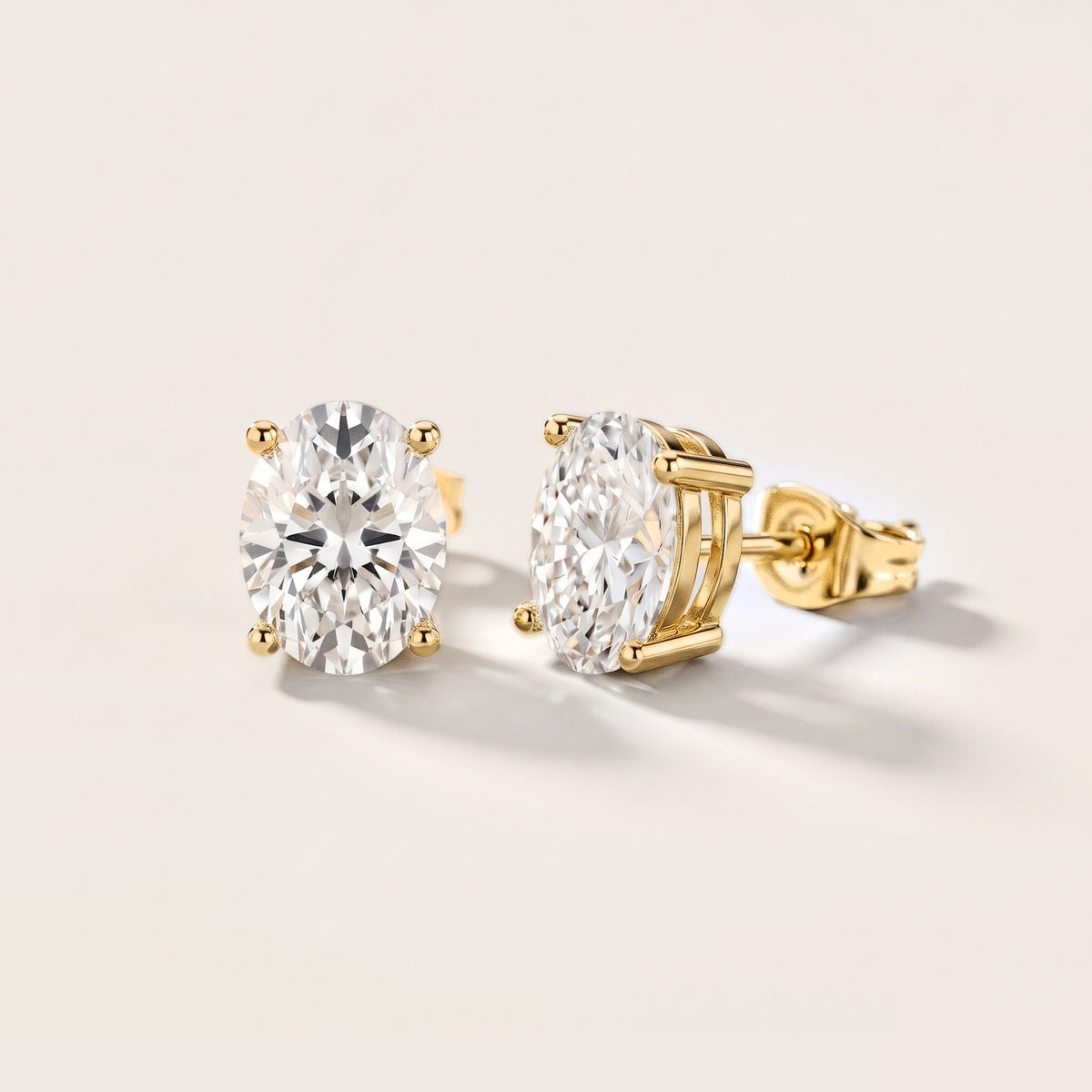 The Serene Oval Diamond Earrings in Yellow Gold [studio-metal-20261024]