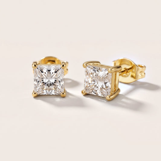 The Novo Princess Diamond Earrings in Yellow Gold [studio-20261024]