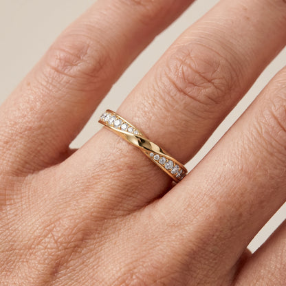 Sutton Twist Pavé Round Diamond Wedding Band in Yellow Gold - lifestyle.jpg