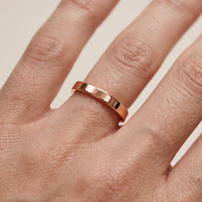 Wren Classic Flat Wedding Band in Rose Gold - lifestyle.jpg