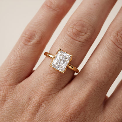 Radiant Cut Lab Grown Diamond Engagement Ring in Yellow Gold