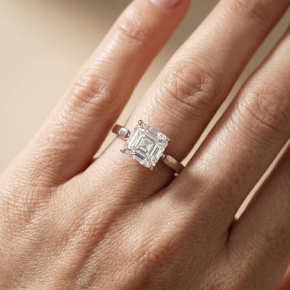 Bague de Fiançailles Solitaire Isabella Bloom Diamant Asscher en Or Blanc