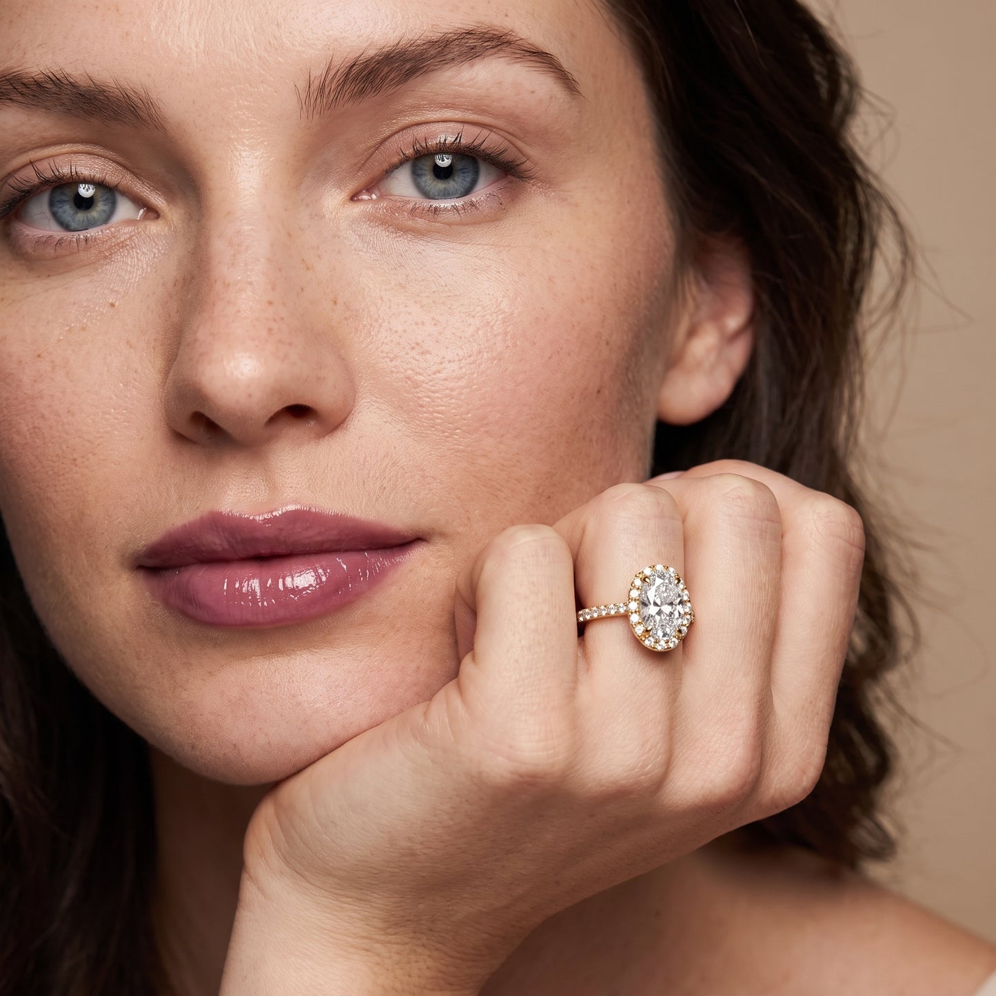 Amara Halo Claw Prong Oval Diamond Ring in Yellow Gold - model.jpg