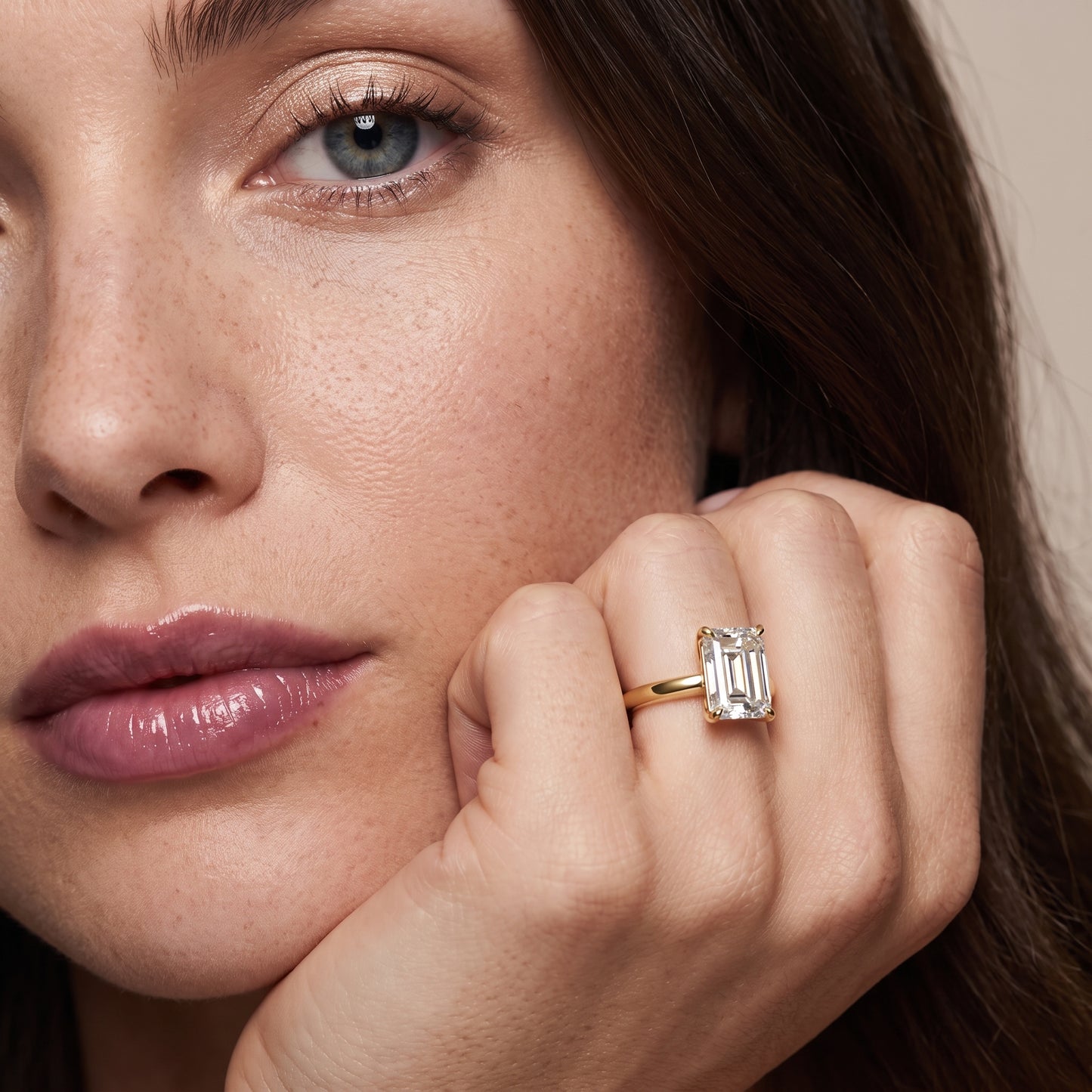 Kalia Knife Edge Solitaire Emerald Diamond Engagement Ring in Yellow Gold - model.jpg