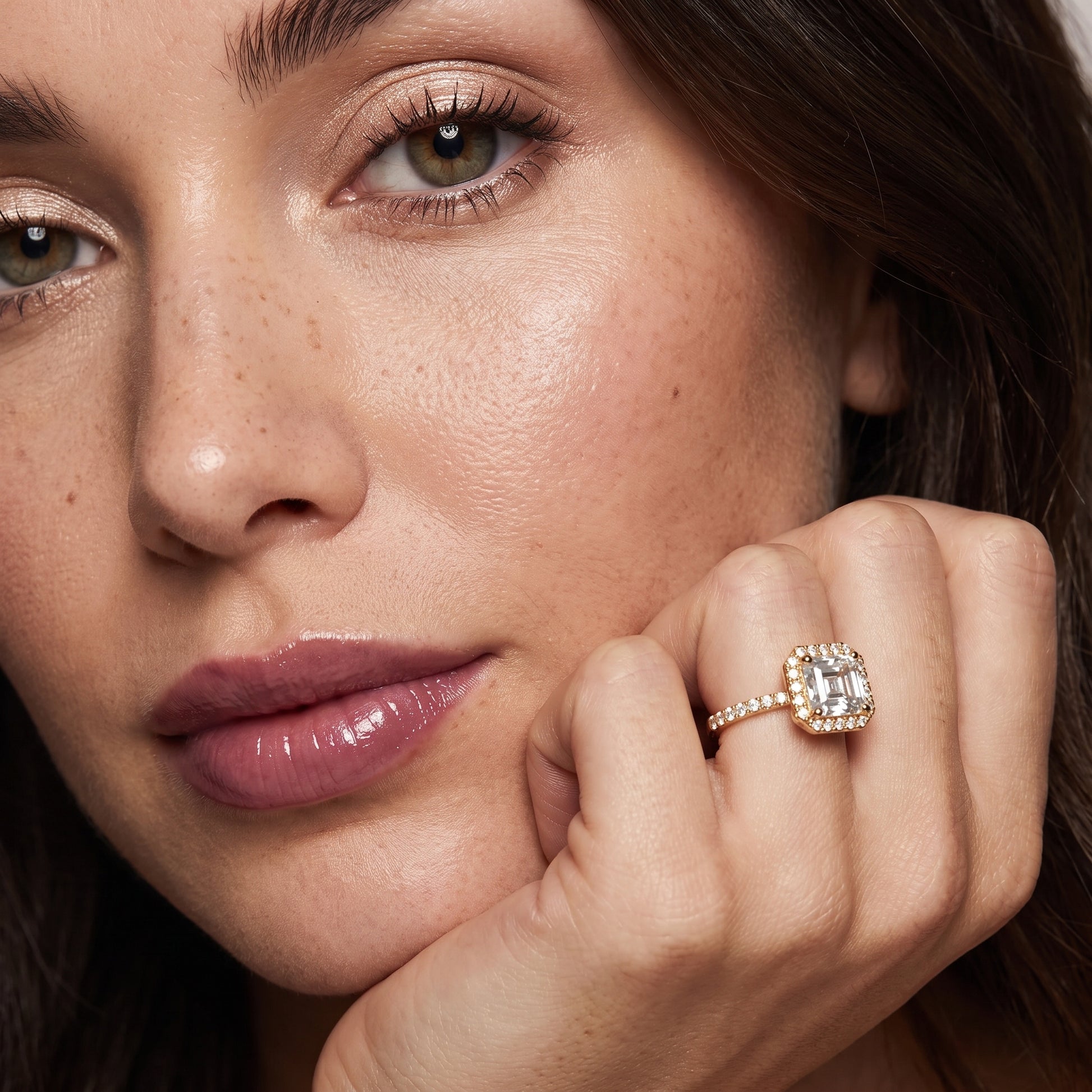 Sophie Halo Pavé Asscher Diamond Ring in Yellow Gold - model.jpg