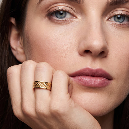 Cordelia Carved Step Edge Wedding Band in Yellow Gold - model.jpg