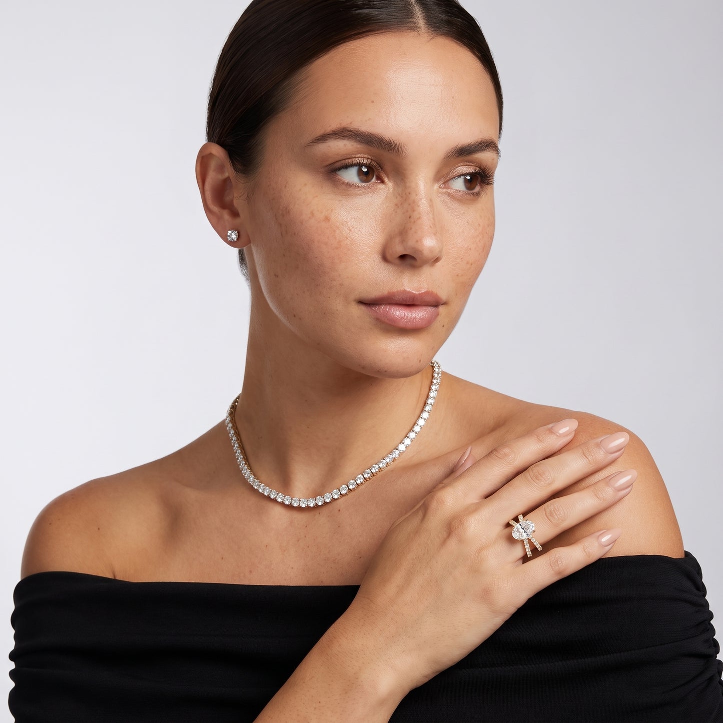Lior Criss Cross Pavé Oval Diamond Engagement Ring in Yellow Gold - model.jpg