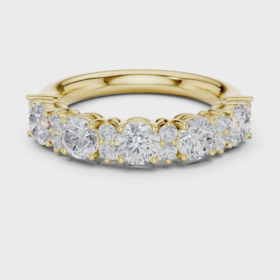 Luminescence Alternating Round Diamond Anniversary Band in Yellow Gold