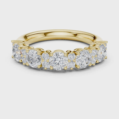 Luminescence Alternating Round Diamond Anniversary Band in Yellow Gold