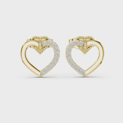 Petal Beaded Round Diamond Stud Earrings in Yellow Gold