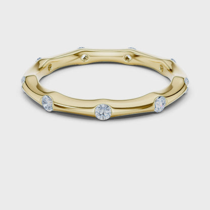 Wave Bezel Round Diamond Eternity Band in Yellow Gold