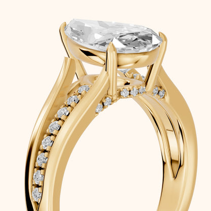 Scarlett Split Shank Pavé Pear Diamond Ring in Yellow Gold - slant-view.webp